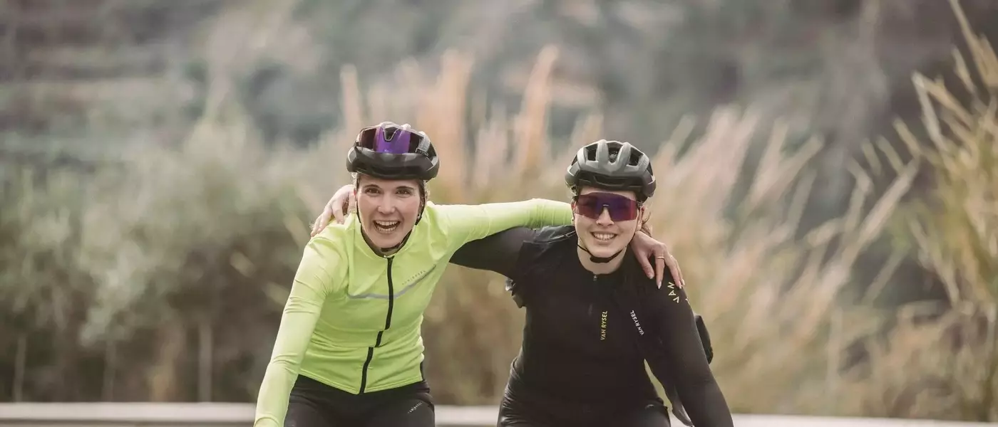 Le Guide Complet du Cyclisme sur Route : Équipement, Entraînement et Conseils