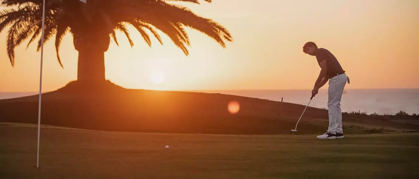 Maîtriser l'Art du Putting au Golf : Techniques Avancées pour Améliorer votre Jeu