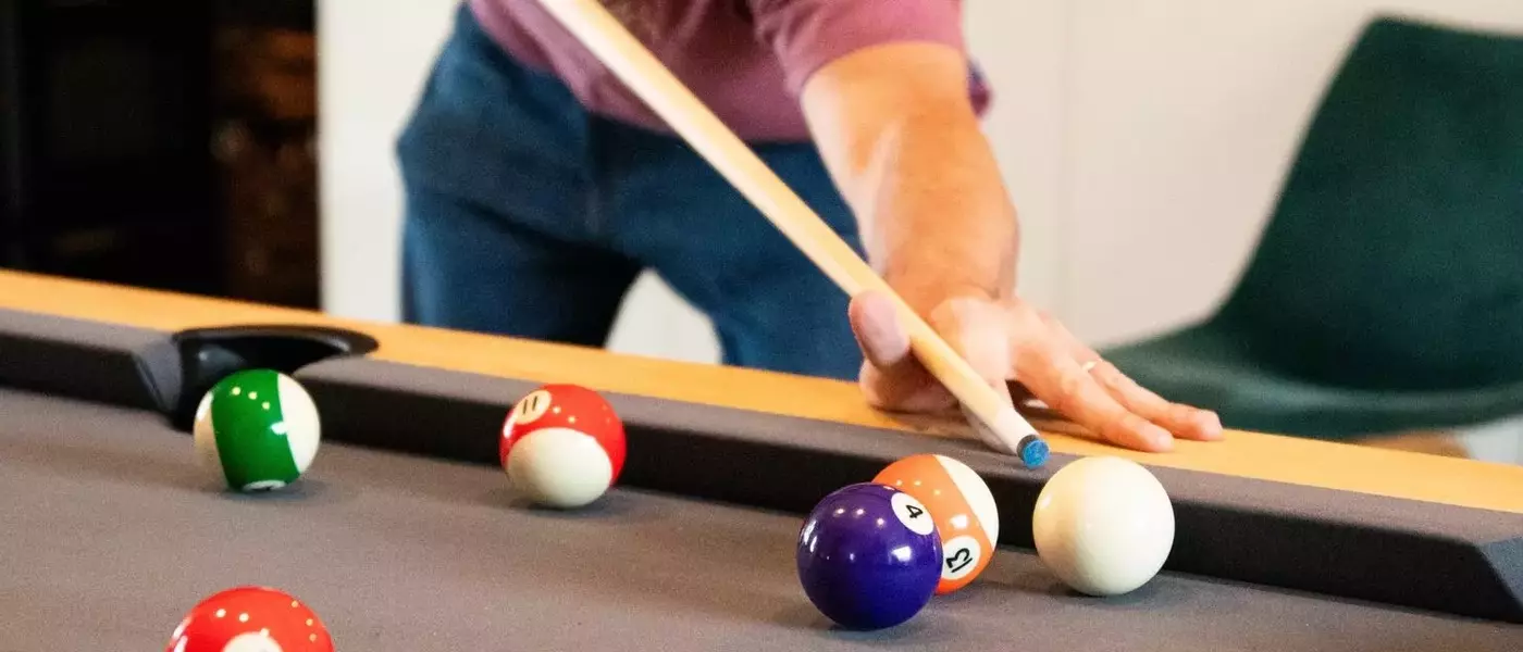 Plongez au Cœur du Vocabulaire du Billard : Histoire et Significations