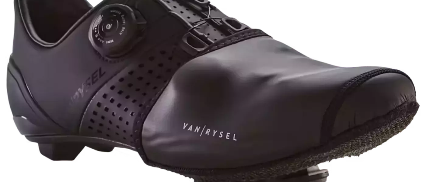 Guide Ultime des Couvre-Chaussures d'Hiver pour Cyclistes Quotidiens : Restez au Chaud et au Sec