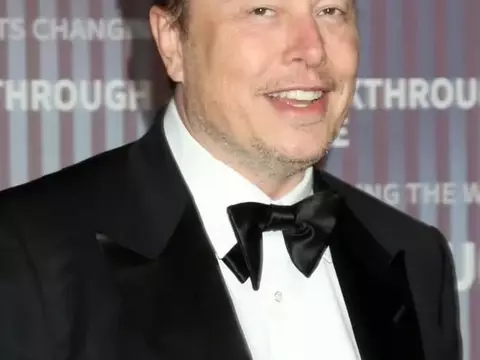 Elon Musk Becomes First Trillionaire as SpaceX IPO Fuels Wealth Inequality Debate