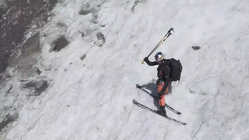 Andrzej Bargiel: La Réalisation Historique de la Première Descente à Ski Continue du Nanga Parbat