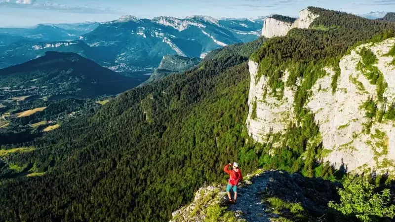 Les randonneurs : une exploration sociologique de l'engouement pour la marche en France
