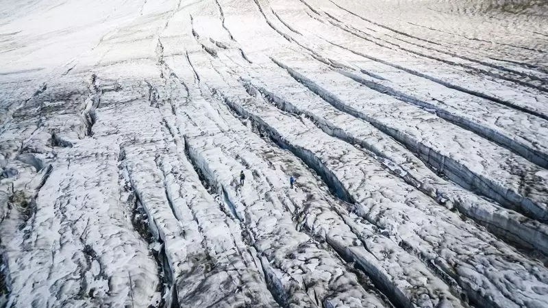 Les Montagnes Face à Nos Choix : Entre Surfréquentation et Liberté Responsable