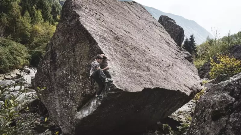 Aidan Roberts : La quête des limites humaines en escalade de bloc