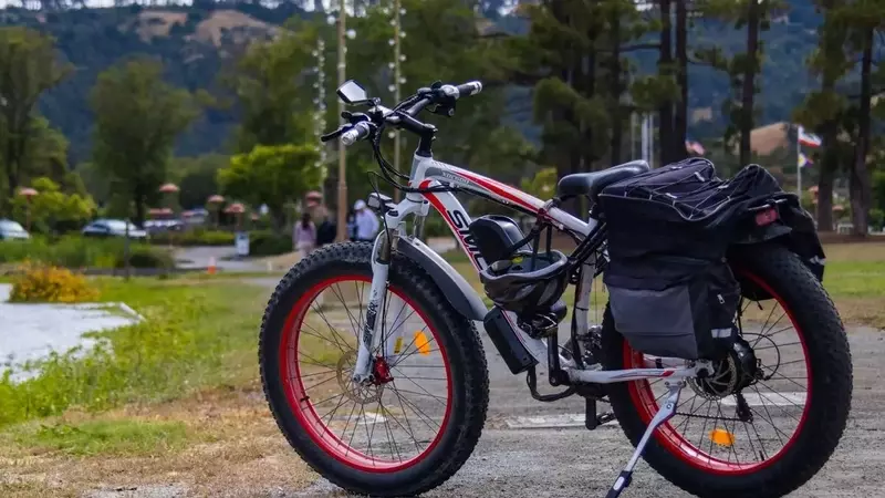 La SNCF Interdit les Fatbikes dans les TGV INOUI et Intercités dès Décembre